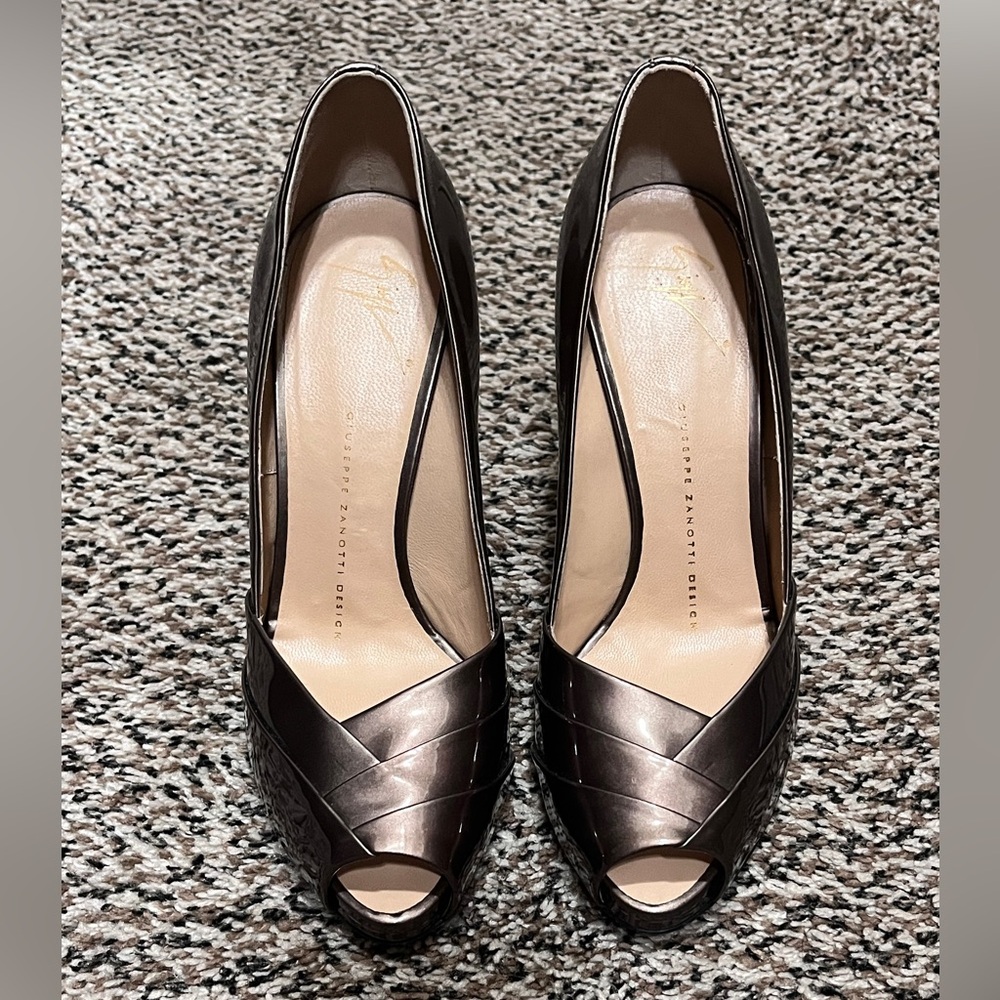 Giuseppe Zanotti Metallic Black Peep Toe Heels
